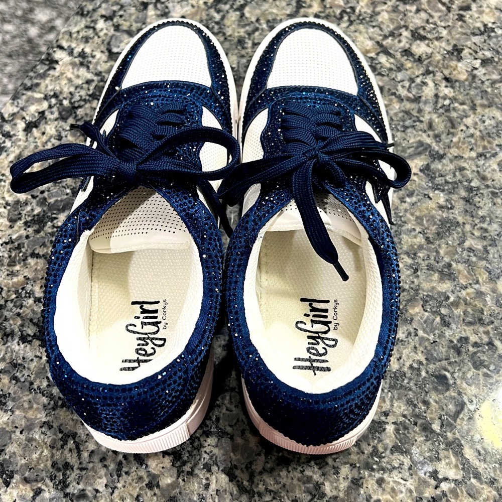 BRAND NEW CORKYS LEGENDARY RHINESTONE SNEAKERS IN SIZE 8